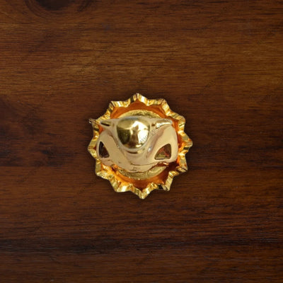 गोल्डन गणेश मूर्ति | बुद्धि, समृद्धि और शुभता का प्रतीक