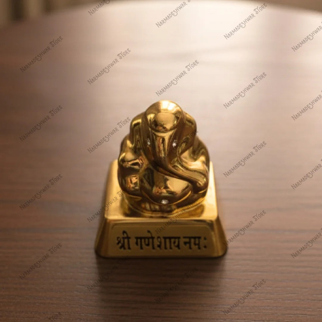 श्री गणेशाय नमः गोल्डन गणेश मूर्ति | सफलता, समृद्धि और बुद्धि का दिव्य प्रतीक